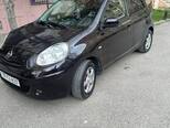 Nissan March-2