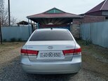 Hyundai Sonata-2