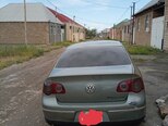 Volkswagen Passat-2