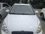 Hyundai Accent-14