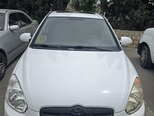 Hyundai Accent-7