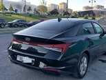 Hyundai Elantra-2