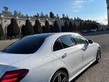 Mercedes E 300-8