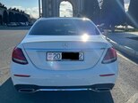 Mercedes E 300-17