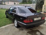 Mercedes E 200-7
