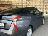Toyota Prius-8