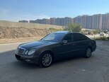 Mercedes E 220-4