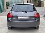 Toyota Auris-4