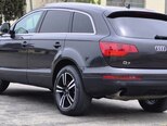 Audi Q7-8
