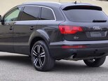 Audi Q7-10