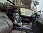 Audi Q7-19