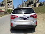 Kia Sorento-2