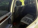 Volkswagen Touareg-15