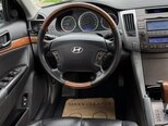 Hyundai Sonata-8