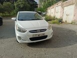 Hyundai Accent-2