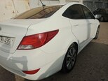 Hyundai Accent-7