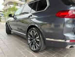 BMW X7-8