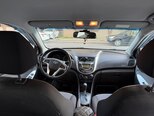 Hyundai Accent-10