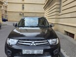 Mitsubishi L200-1