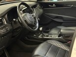 Kia Sorento-12