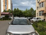 Volkswagen Golf-1