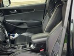 Kia Sorento-12