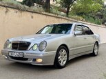 Mercedes E 220-2