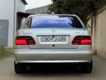 Mercedes E 220-6