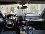 Mercedes E 300-21