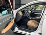 Hyundai Sonata-16