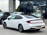 Hyundai Sonata-8