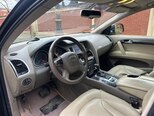Audi Q7-5