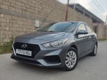 Hyundai Accent-12