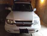 Mitsubishi Pajero io-7