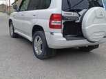 Mitsubishi Pajero io-6
