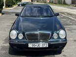 Mercedes E 200-1