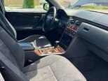 Mercedes E 200-10