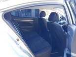 Hyundai Elantra-9
