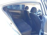 Hyundai Elantra-10