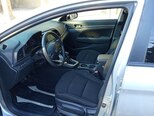 Hyundai Elantra-14