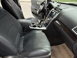Ford Explorer-12