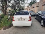 Hyundai Accent-9
