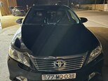 Toyota Camry-12