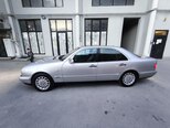 Mercedes E 240-2
