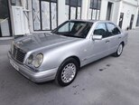 Mercedes E 240-5