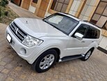 Mitsubishi Pajero-4