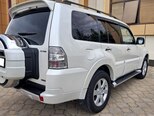 Mitsubishi Pajero-6