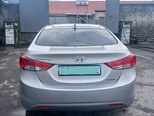 Hyundai Elantra-2