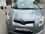 Toyota Auris-1