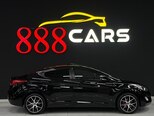 Hyundai Elantra-8